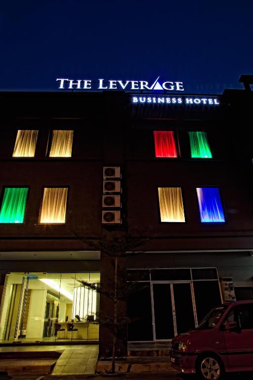 The Leverage Business Hotel - Rawang Buitenkant foto